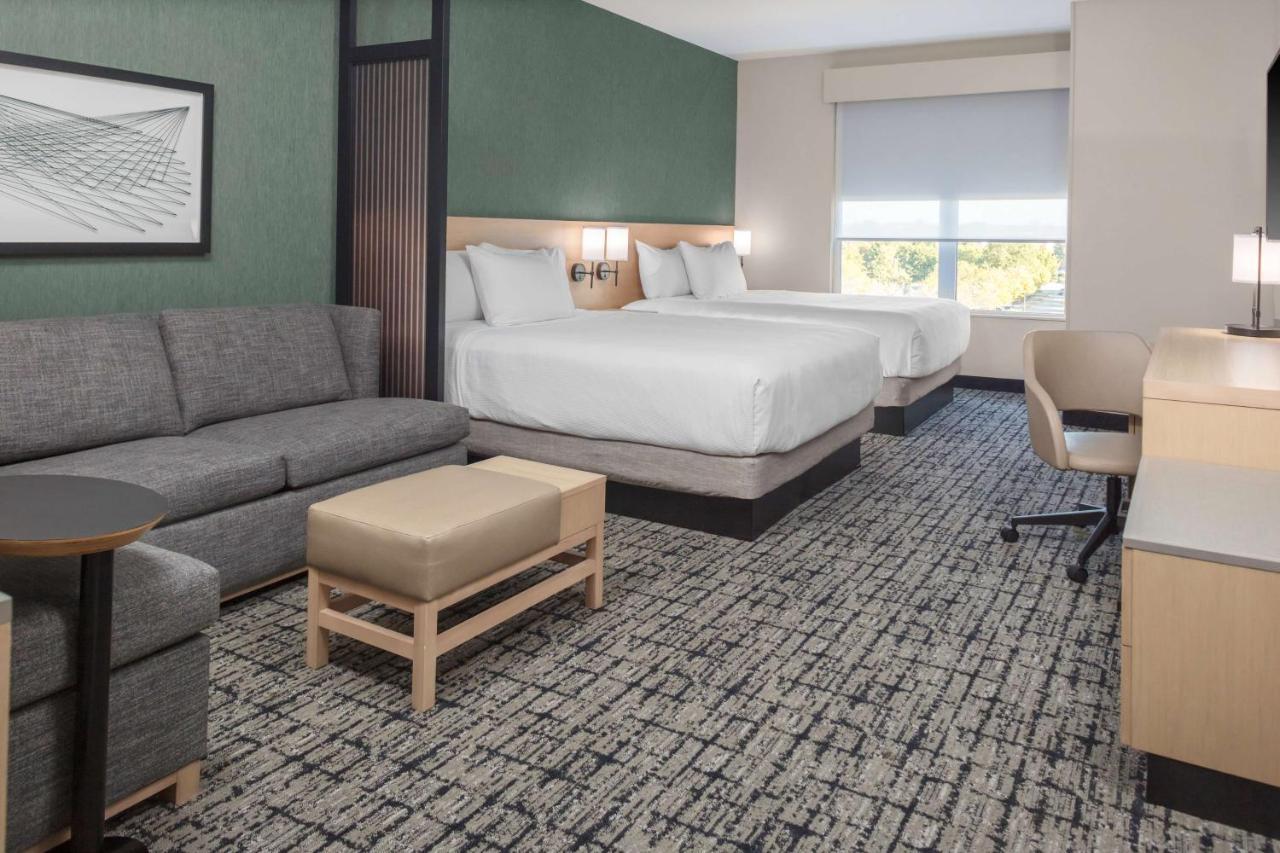 Hyatt Place Charlotte University 외부 사진